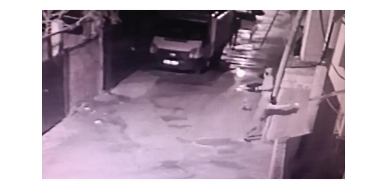 Hırsızlar fark edilince polise ateş etti