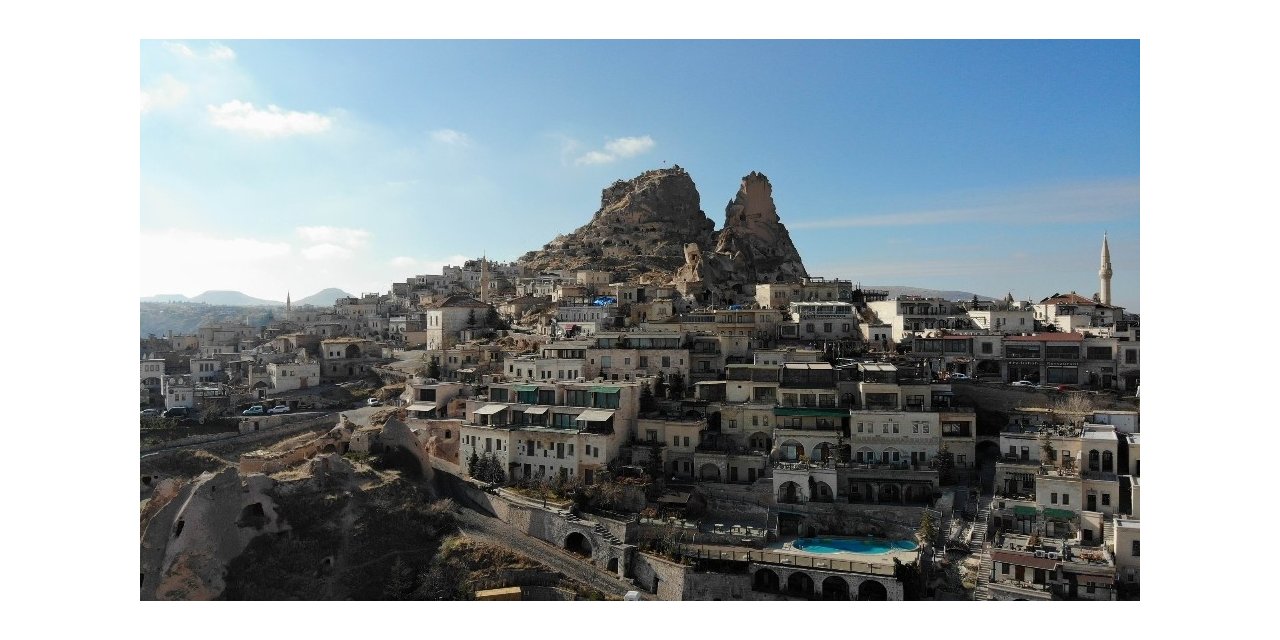 Dünyanın en yüksek peribacasını 12 ayda 116 bin 300 turist ziyaret etti