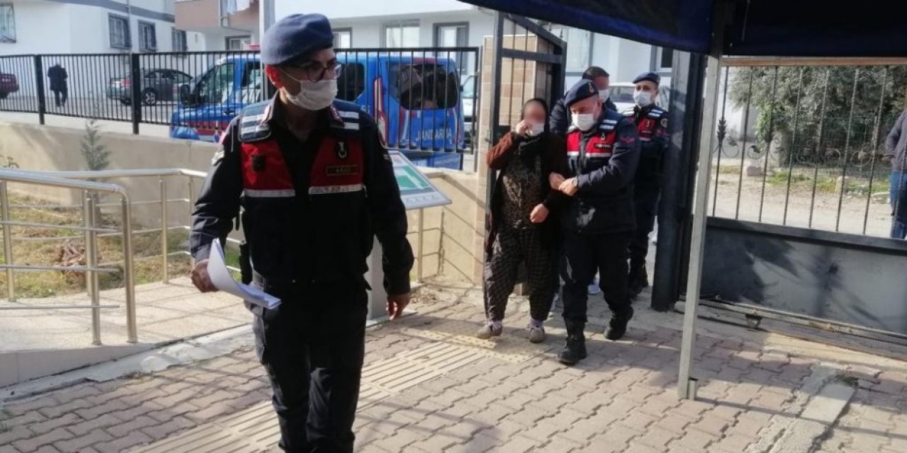 Adana’da jandarma 5 hırsızlık olayını gerçekleştiren şüphelileri yakaladı
