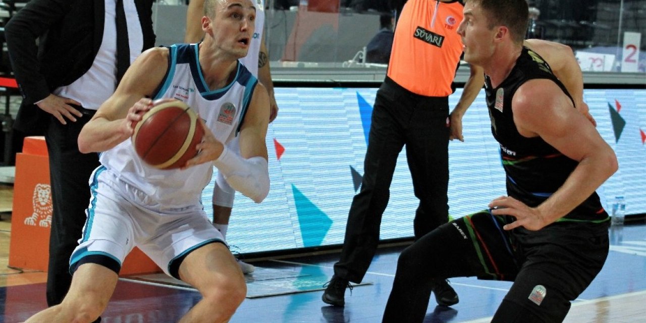 Türk Telekom farklı kazandı