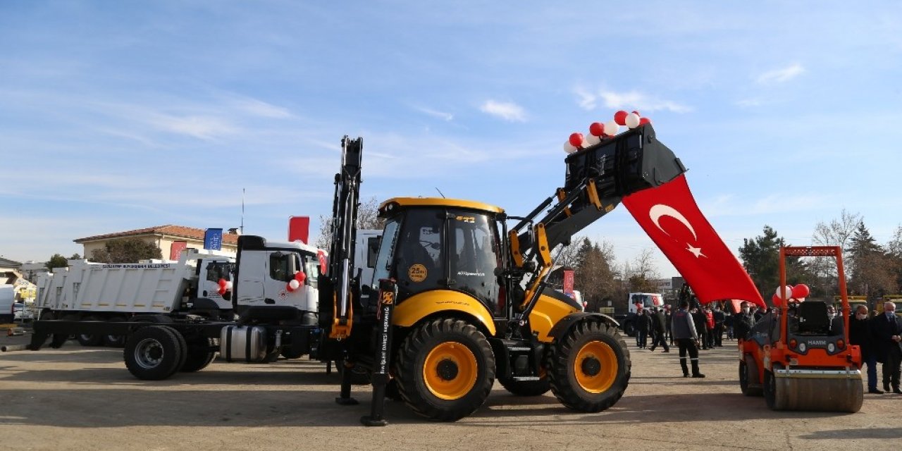 Gaziantep Büyükşehir, araç filosunu genişletti