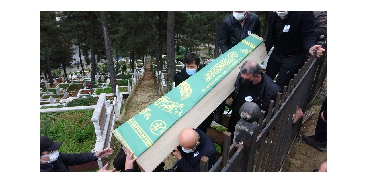 Başhekim Dr. Lütfi Çetinkaya dualar eşliğinde toprağa verildi