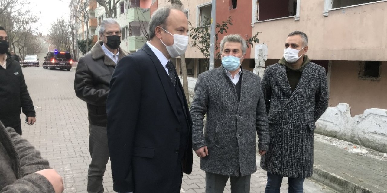 Avcılar’ın Belediyesi eski binasında yıkıma başlandı