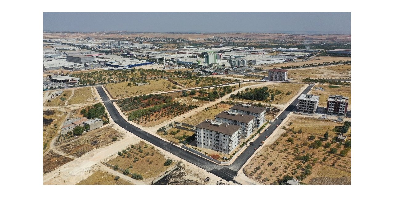 Dört bir yandan asfalt çalışması sürdürülüyor