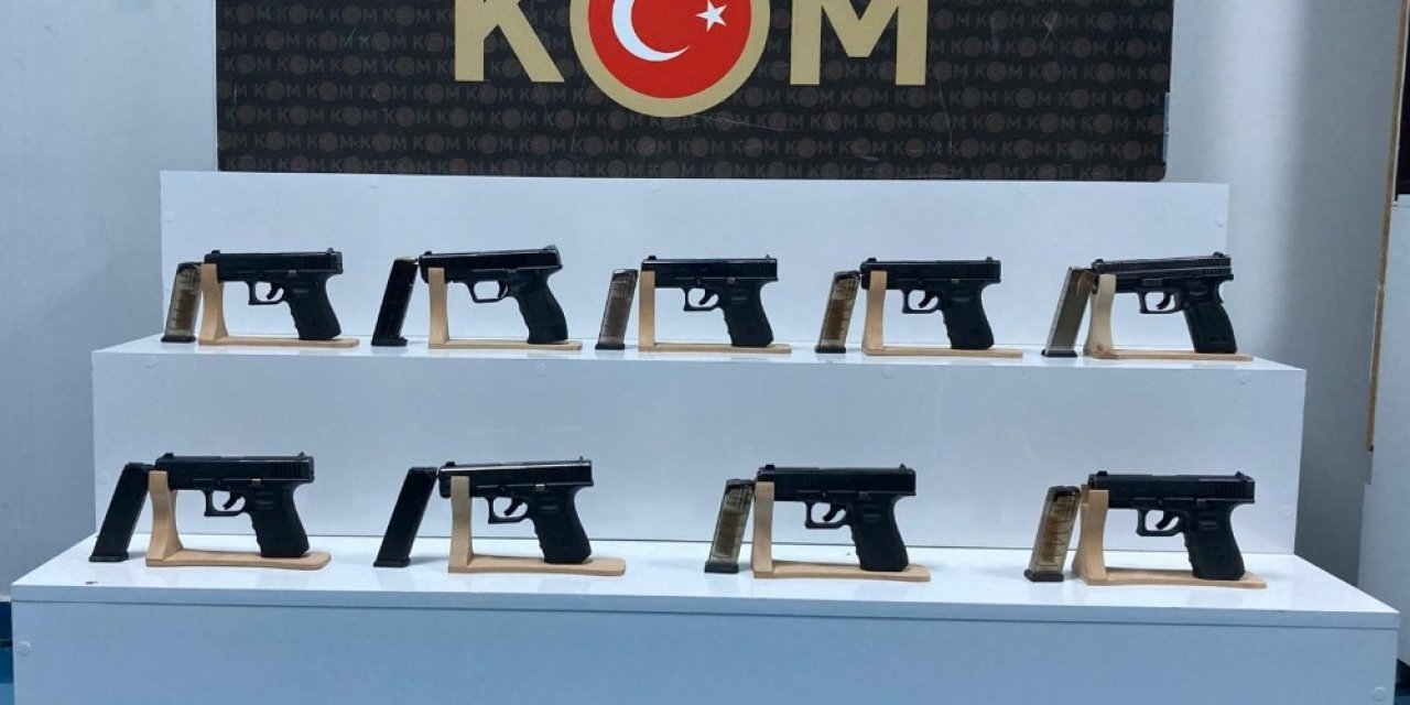 Adana’da 9 ruhsatsız tabanca ele geçirildi