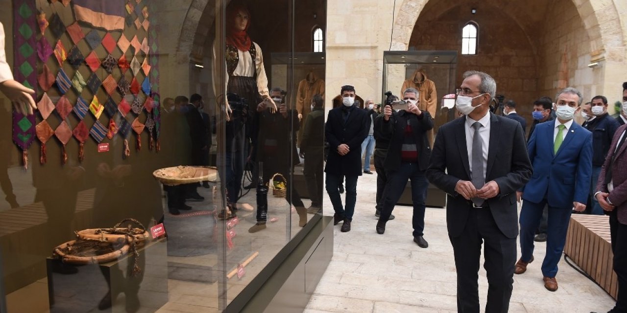 Tarsus Kültür Evi halkın ziyaretine açıldı