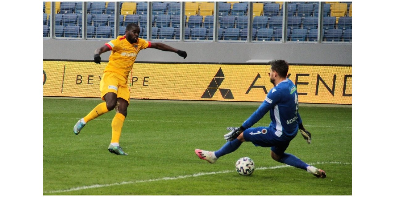 Süper Lig: Gençlerbirliği: 1 - Kayserispor: 1 (İlk yarı)
