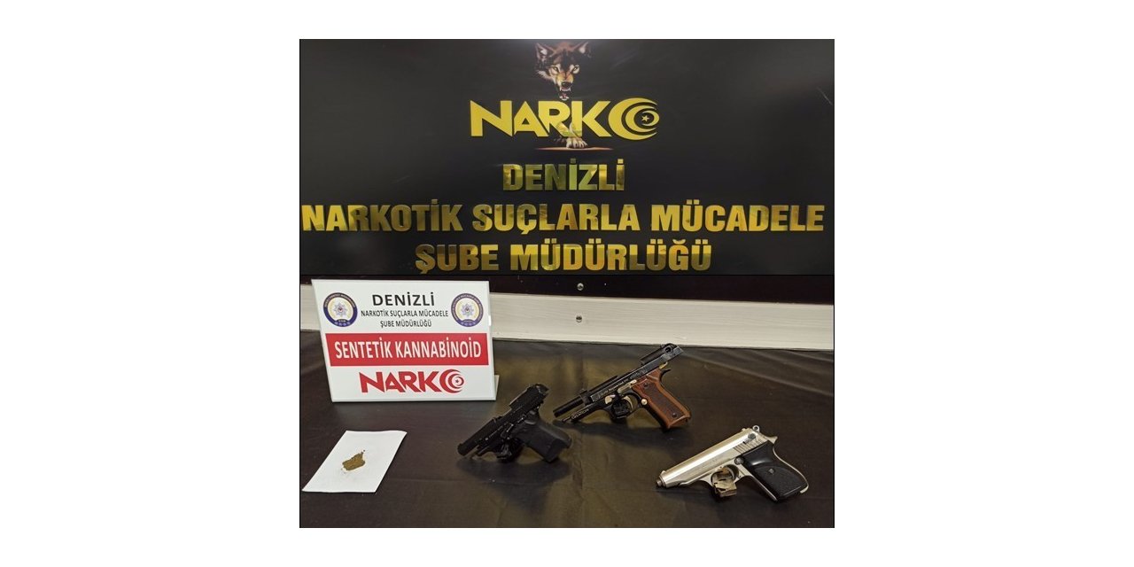 Sokak satıcılarına operasyon: 14 gözaltı