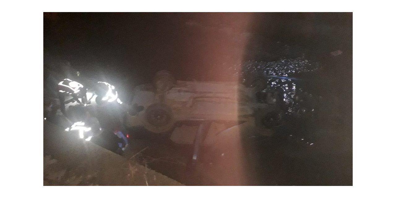 Düzce’de otomobil dereye uçtu: 1 yaralı