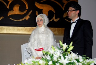 Akyürek ailesinin mutlu günü