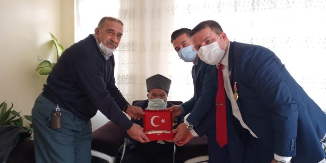 Konyalı Kore gazisine anlamlı ziyaret