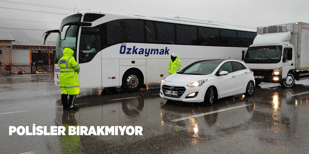 Konya'dan bağlanan o yol kapandı! Polis gidenleri geri çeviriyor