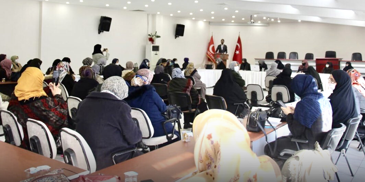 Saadet Partisi Konya İl Kadın Kolları Ocak ayı İl Divan Toplantısını yaptı