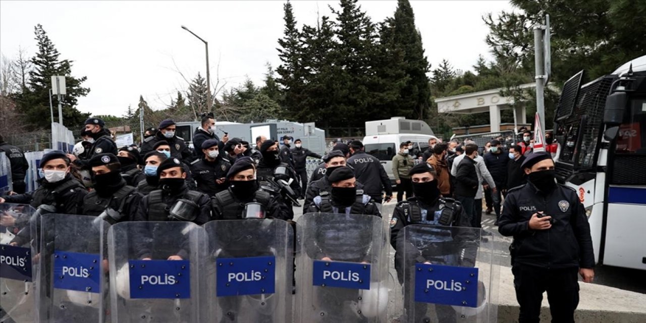 Boğaziçi Üniversitesi önündeki gösterilerde 159 gözaltı