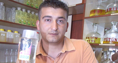 Lavanta kolonyası sinekleri kovuyor