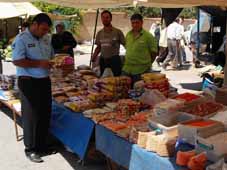 Pazar haftada bir gün kurulsun