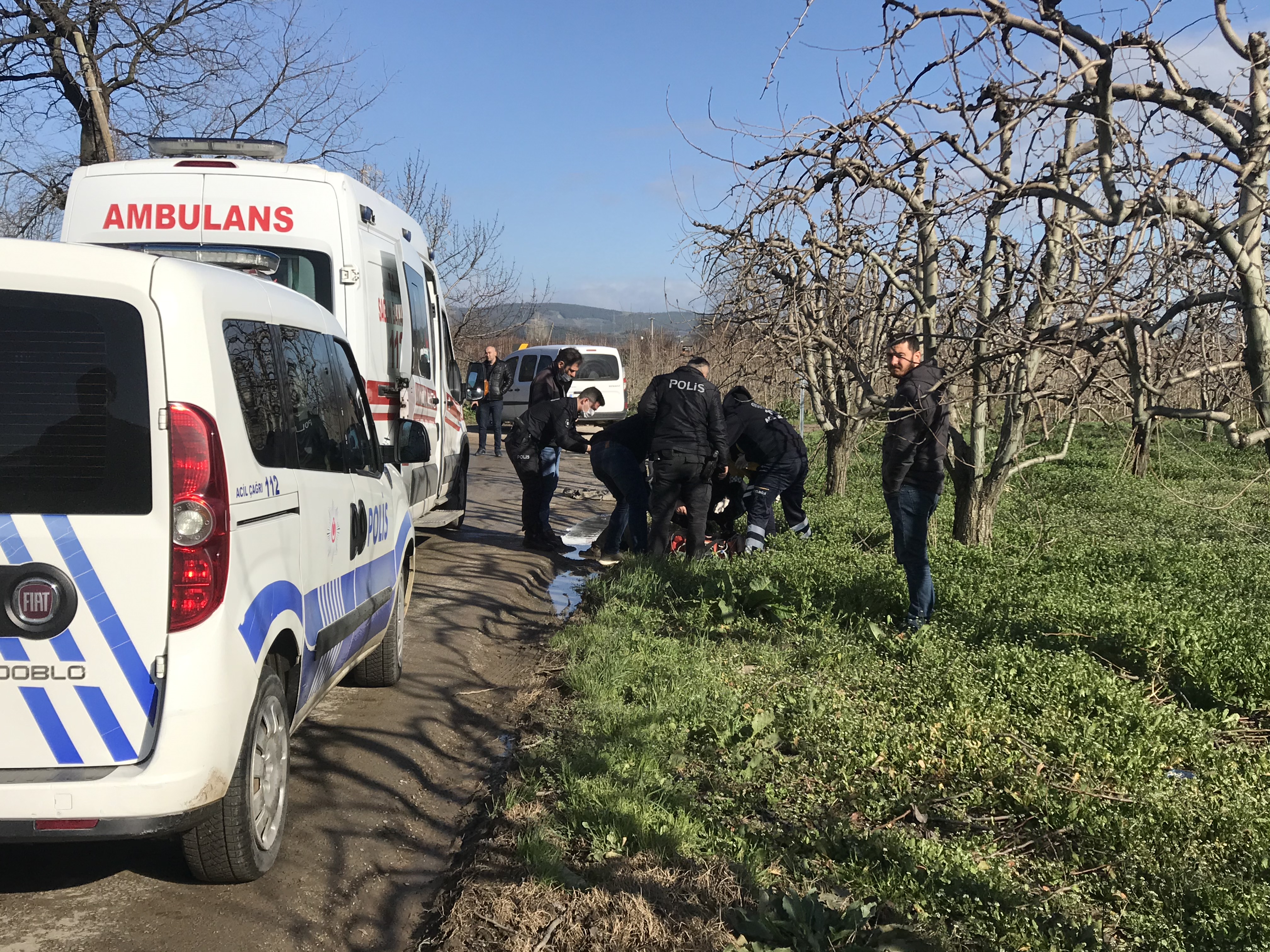 Bursa'da yol kenarında tabancayla öldürülmüş bir kişi bulundu