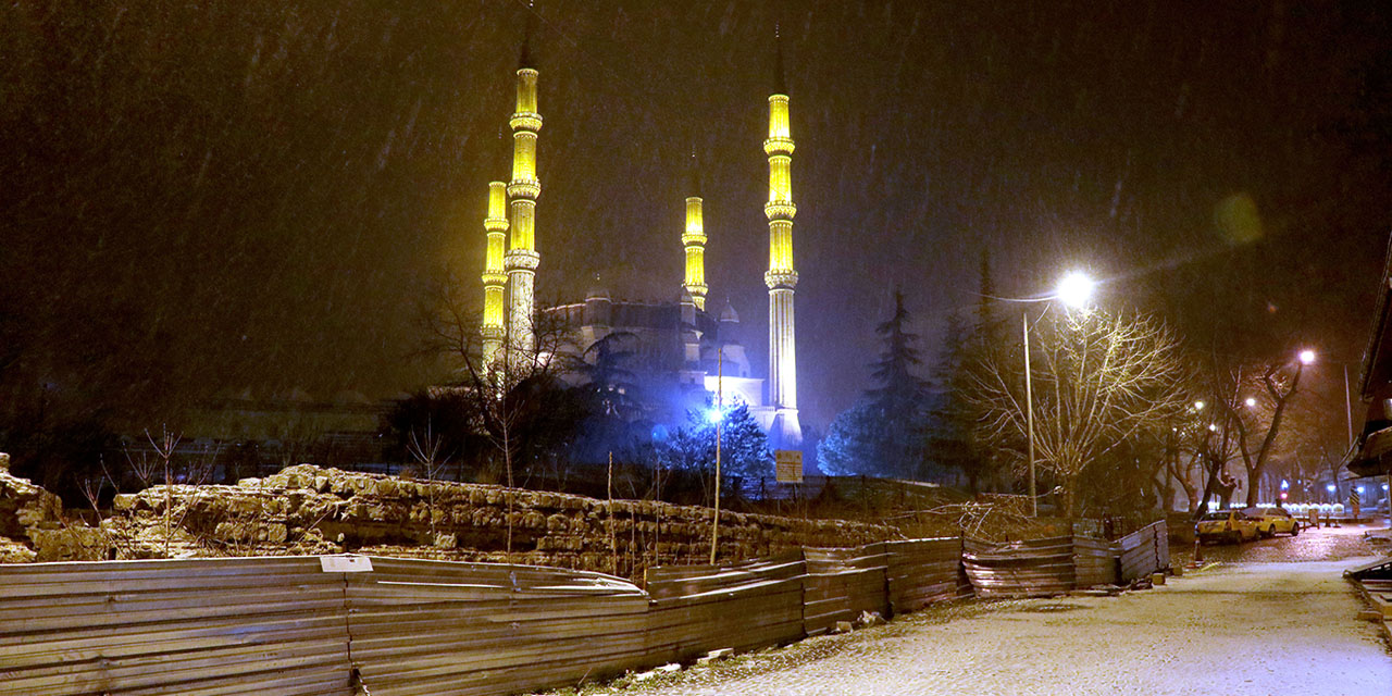 Balkanlardan gelen hava dalgası yurda giriş yaptı! Kar başladı