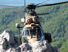 Mehmetçiklere 7 dakika ayırılmadı!