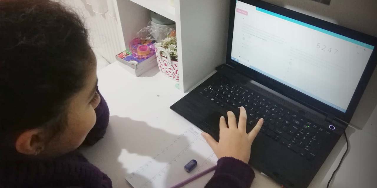 Ilgın'da LGS'ye hazırlanan öğrencilere online deneme sınavı