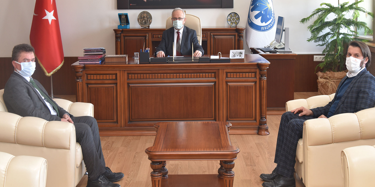 Başkan İpek ve Canlı'dan Rektör Ak'a ziyaret