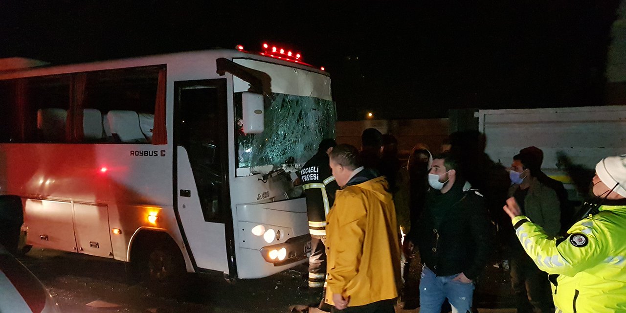 Otobüs tırla çarpıştı! 6 yaralı