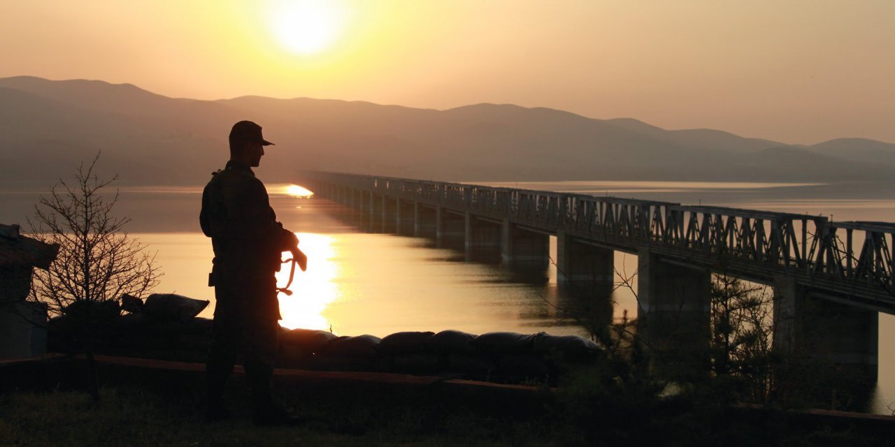 Türkiye'den Yunanistan'a geçmeye çalışan 3 PKK'lı yakalandı