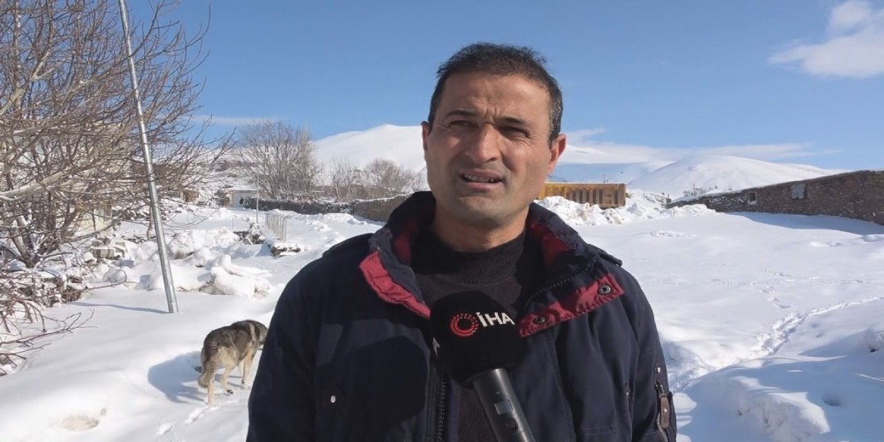 Enkaza ilk ulaşan vatandaş: Bir şehidi çıkarıp montumu yaralıların üzerine attım