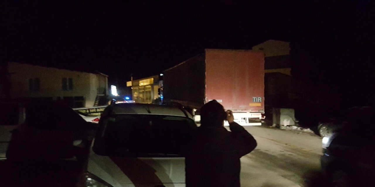 Tatvan'daki helikopterin enkaz kaldırma çalışmaları tamamlandı