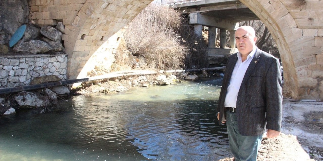 Kuraklıkla mücadele veren Karaman Ovası KOP'tan gelecek can suyunu dört gözle bekliyor