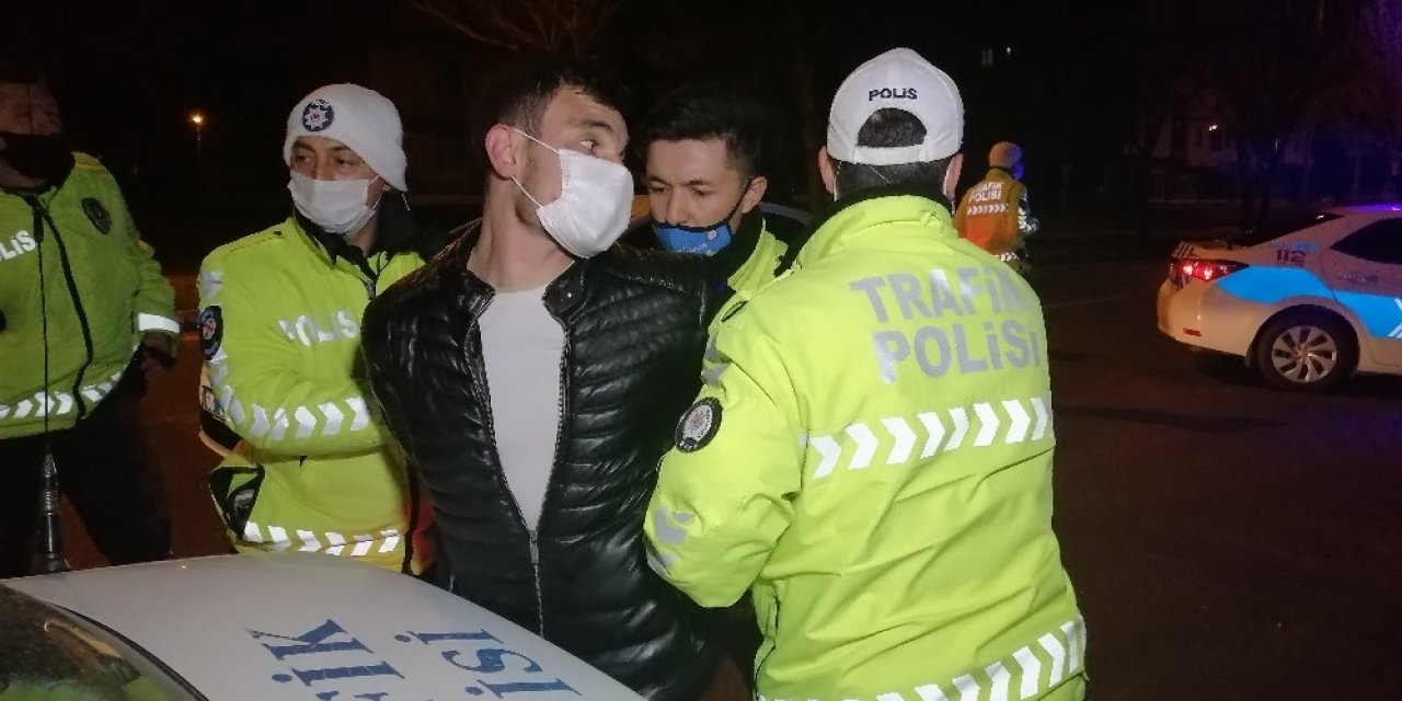 Kovalamaca sonrası yakalanan alkollü sürücü ve arkadaşı kendilerini böyle savundu