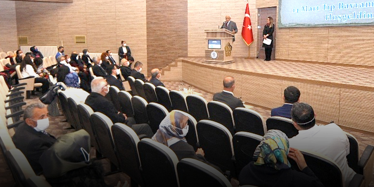 Necmettin Erbakan Üniversitesi'nde Tıp Bayramı kutlandı