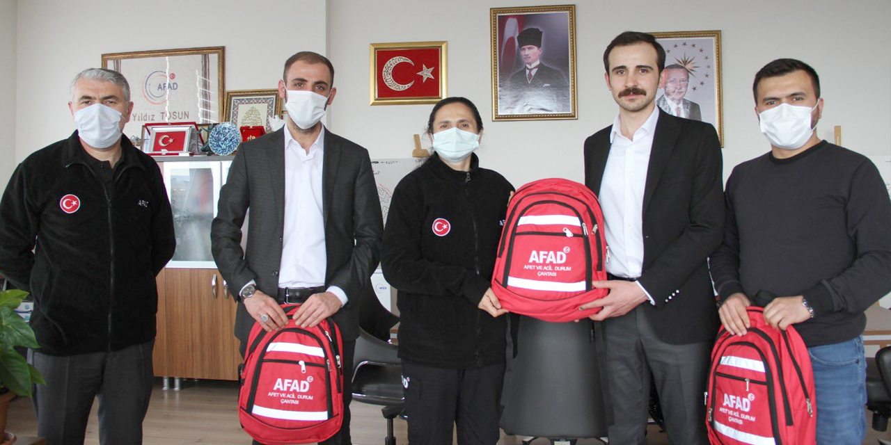AK Parti Meram Gençliğinden AFAD Konya'ya ziyaret