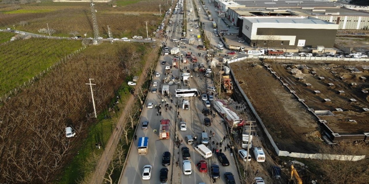 Bursa'da 4 kişinin ölümüne yol açan kazayla ilgili fren incelemesi yapılacak