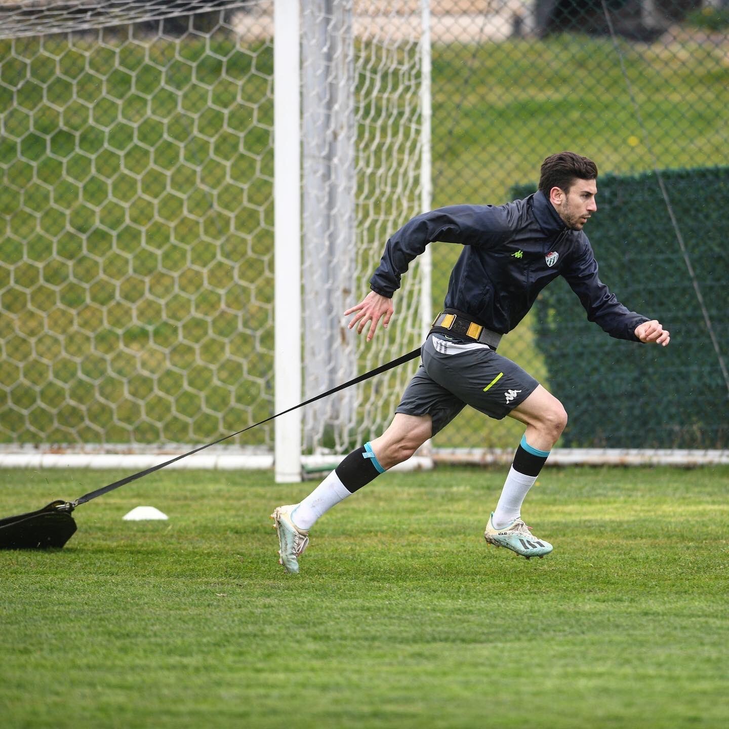 Ligde iddiası olmayan Bursaspor Altay'ı ağırlıyor