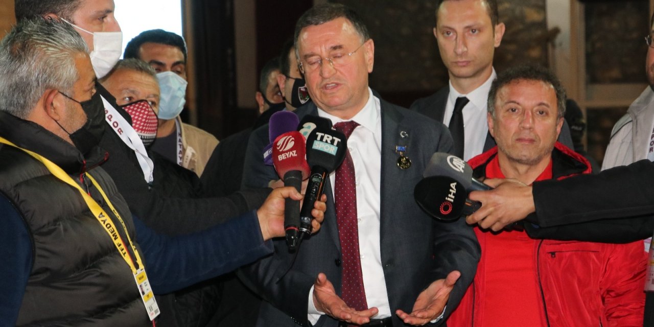 Maçlar maskeli seyredilsin önerisi