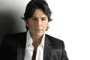 Nihat Doğan'dan referanduma özel şarkı