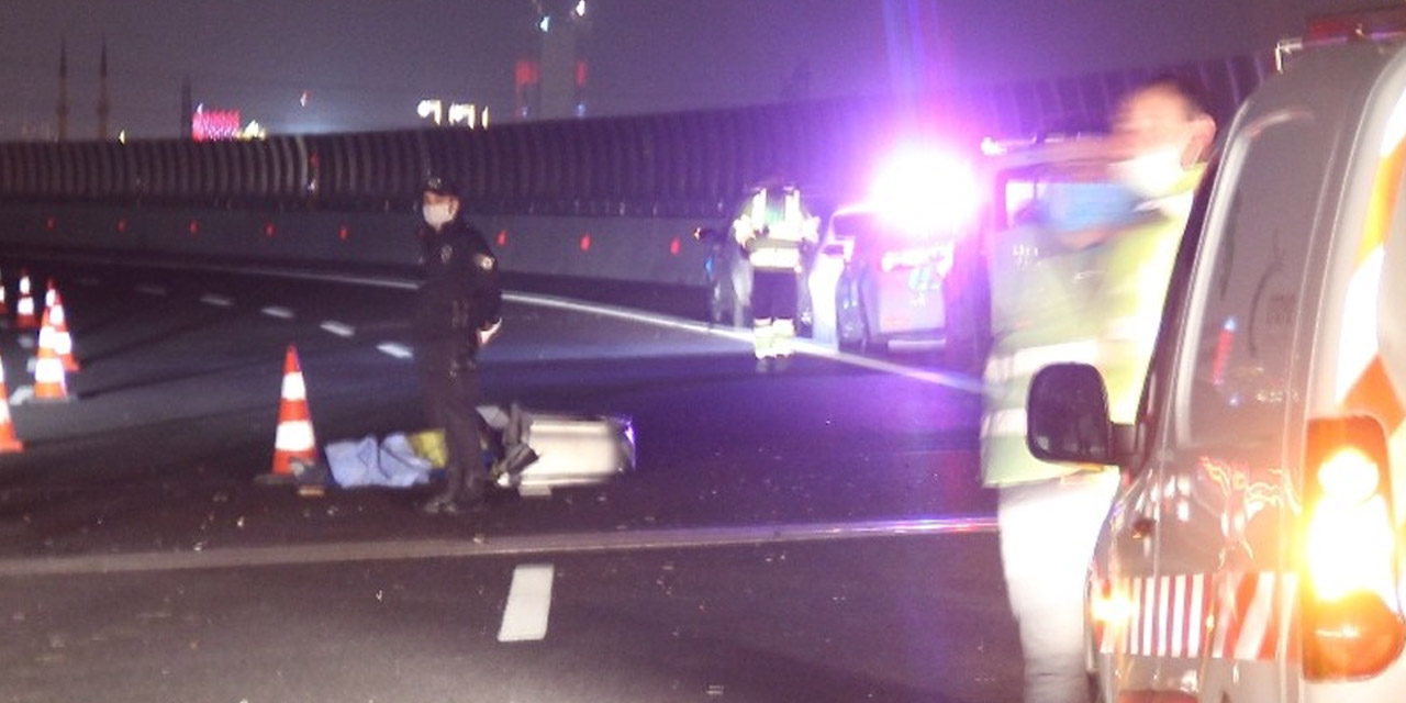 Bariyerlere çarpan aracın camından yola fırlayan sürücü öldü!