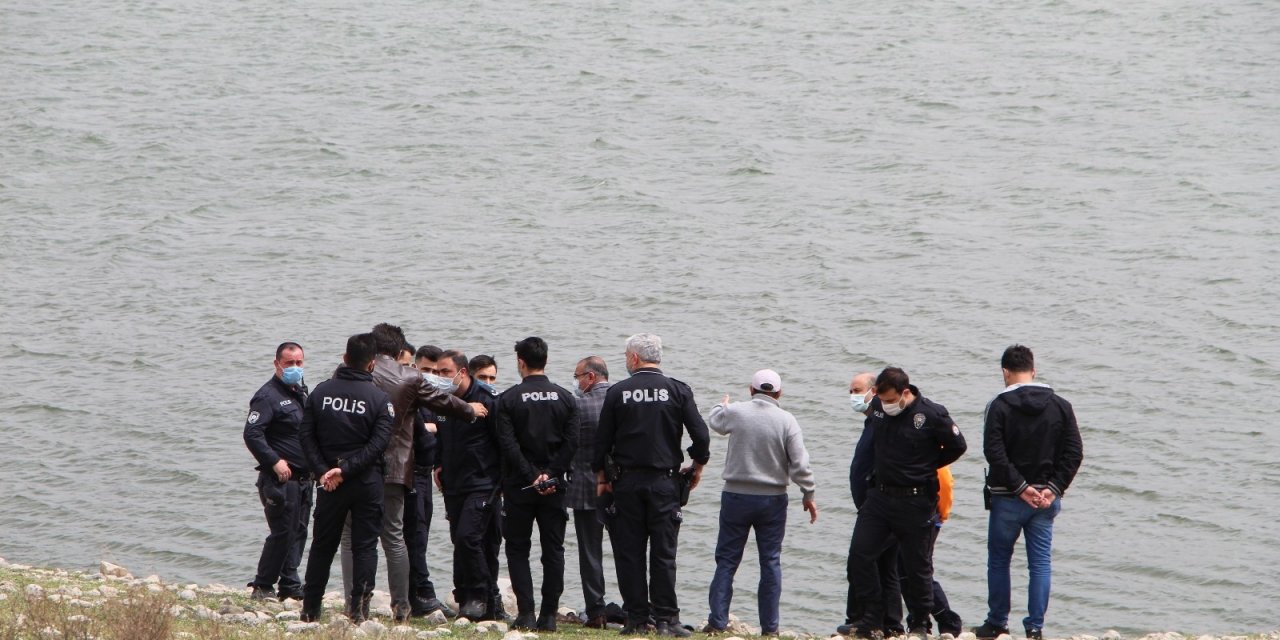 Baraj gölünde öldüğü sanılan adam çarşıda bulundu