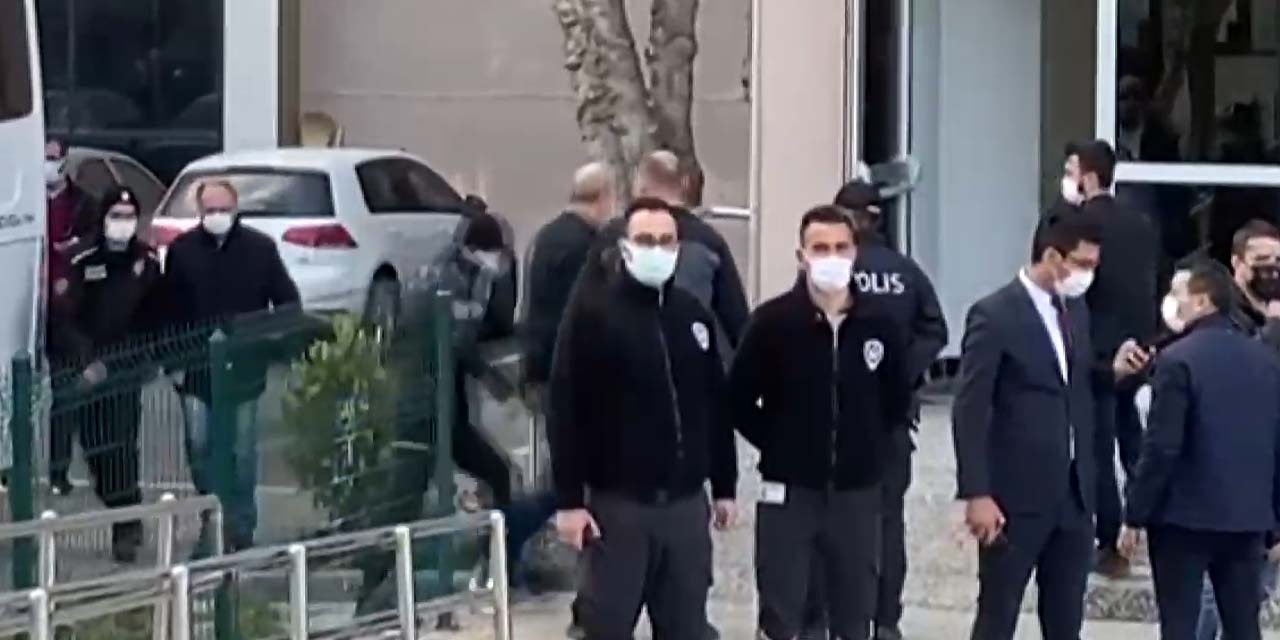 Bazı emekli amirallerin gözaltı süresi uzatıldı