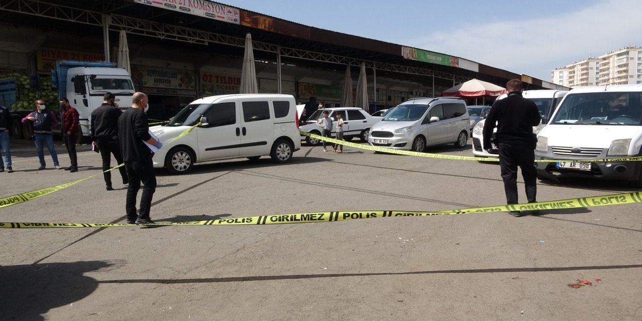 Halde silahlı kavga! 1 kişi ayaklarından vuruldu