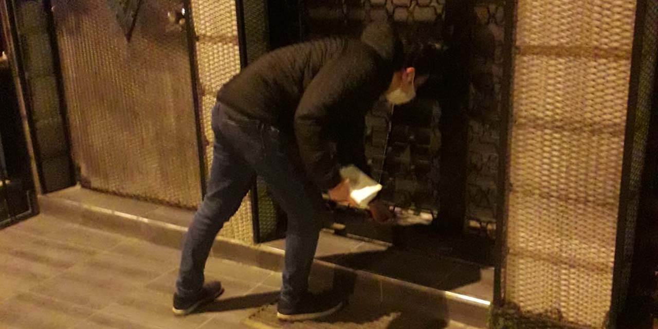 Üsküdarlı esnafın siftahı Saadetli gençlerden