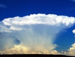 Uçak düşüren bulut paniği