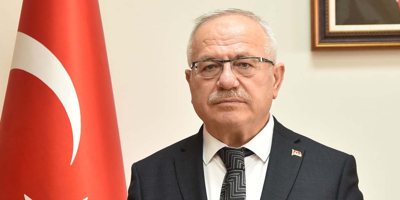 KMÜ Rektörü Namık Ak’tan 23 Nisan mesajı