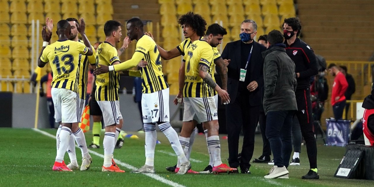 Fenerbahçe Kasımpaşa'yı 3 golle mağlup etti