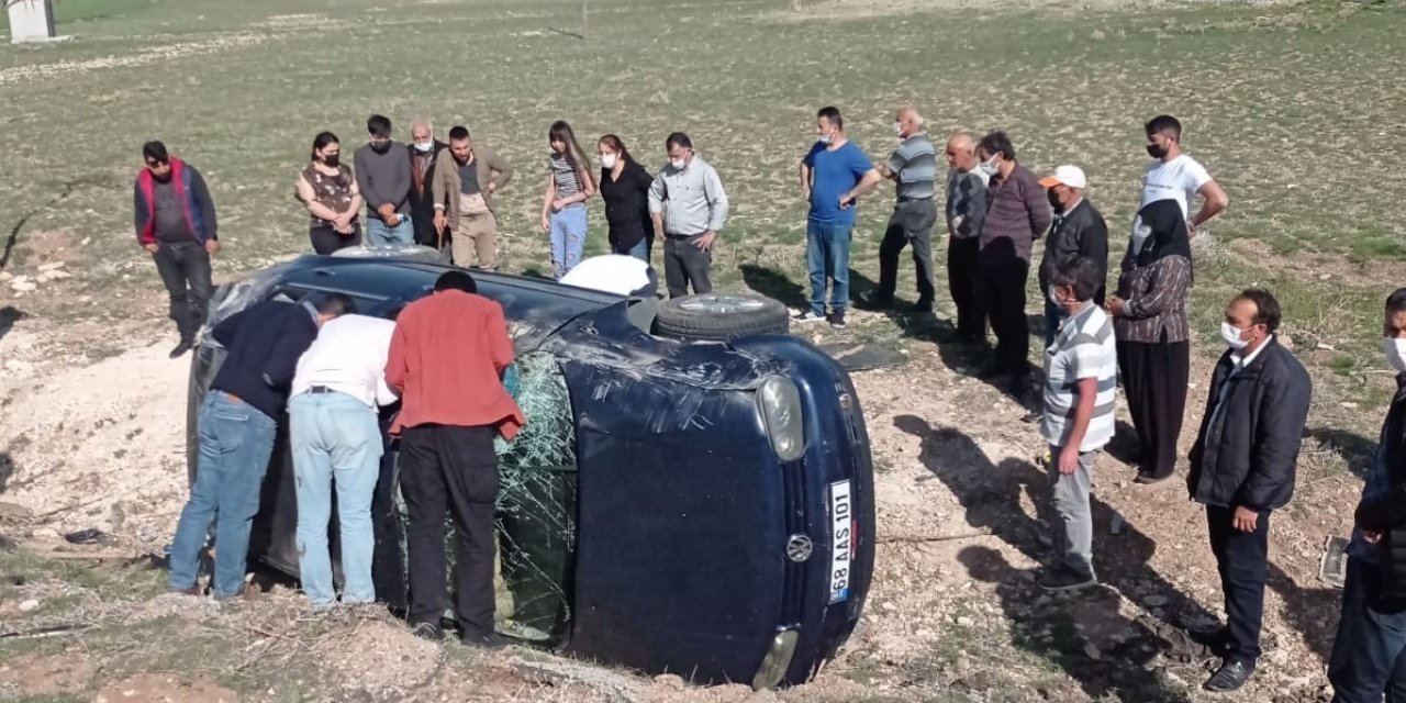 Aksaray'da şarampole devrilen otomobilde yaşam savaşı! 1 ölü 2 yaralı