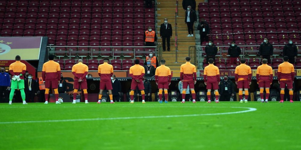 Fatih Terim Konyaspor maçına tek değişiklikle çıktı