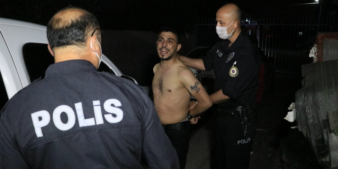 ’Dur’ ihtarına uymayıp kaçan sürücü yakalanınca sevgi gösterisi yaptı