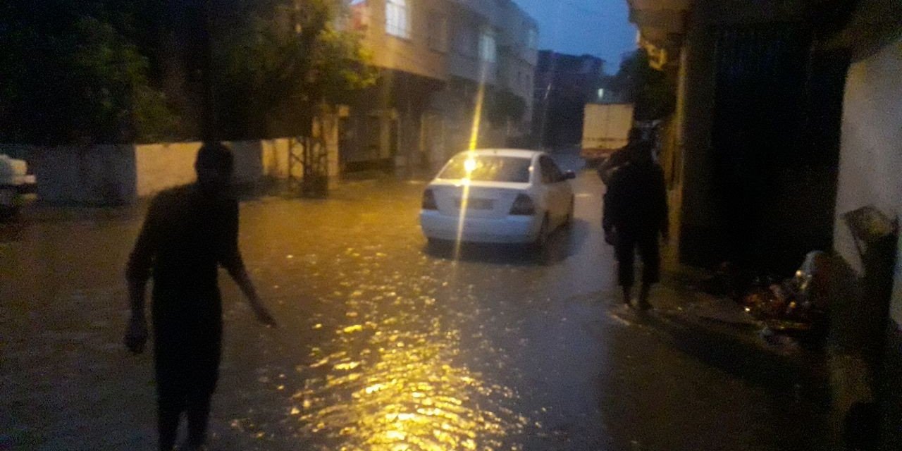 Kozan’da birçok evi su bastı