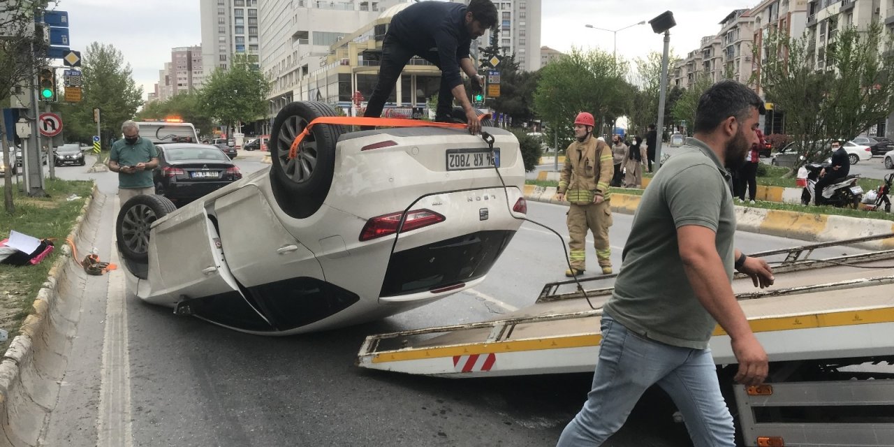 Nöbetten dönen doktor kaza yaptı! Hastaneye kaldırıldı